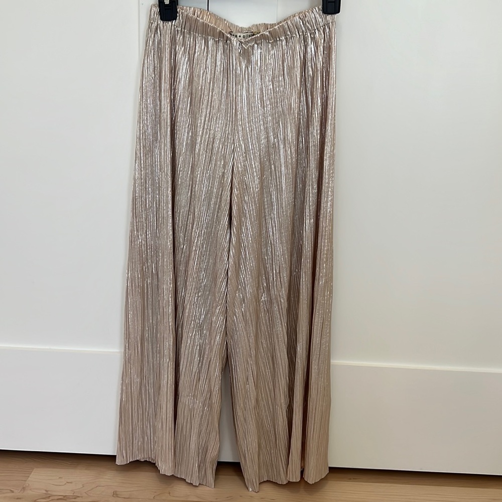 Alice & Olivia Gold Pants Size 2